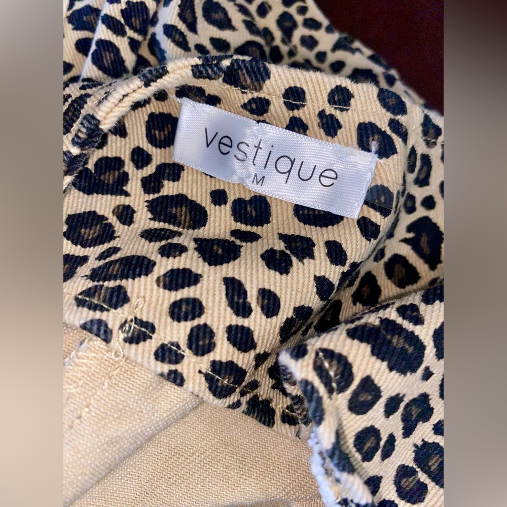* SOLD ON M * 100% Cotton Leopard Print Adjustable Short Overalls Size Medium - Picture 6 of 7